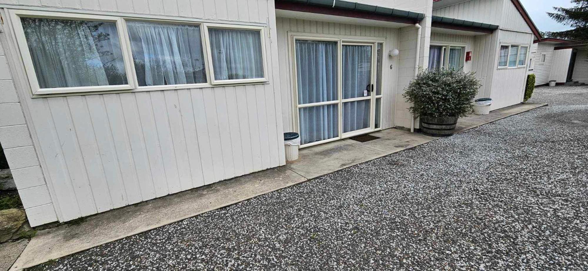 Sunnydays Motel กิสบอร์น ภายนอก รูปภาพ