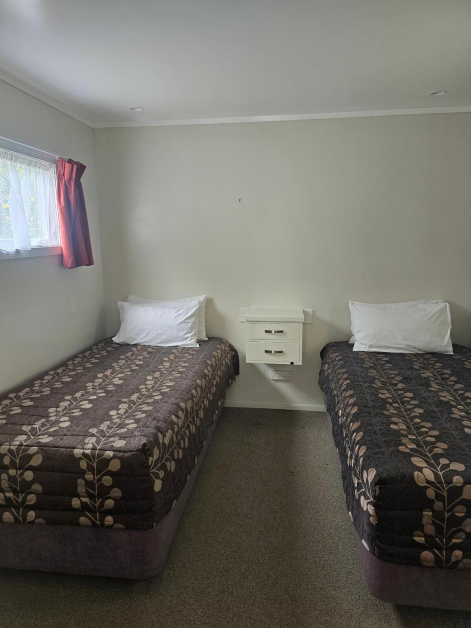 Sunnydays Motel กิสบอร์น ภายนอก รูปภาพ