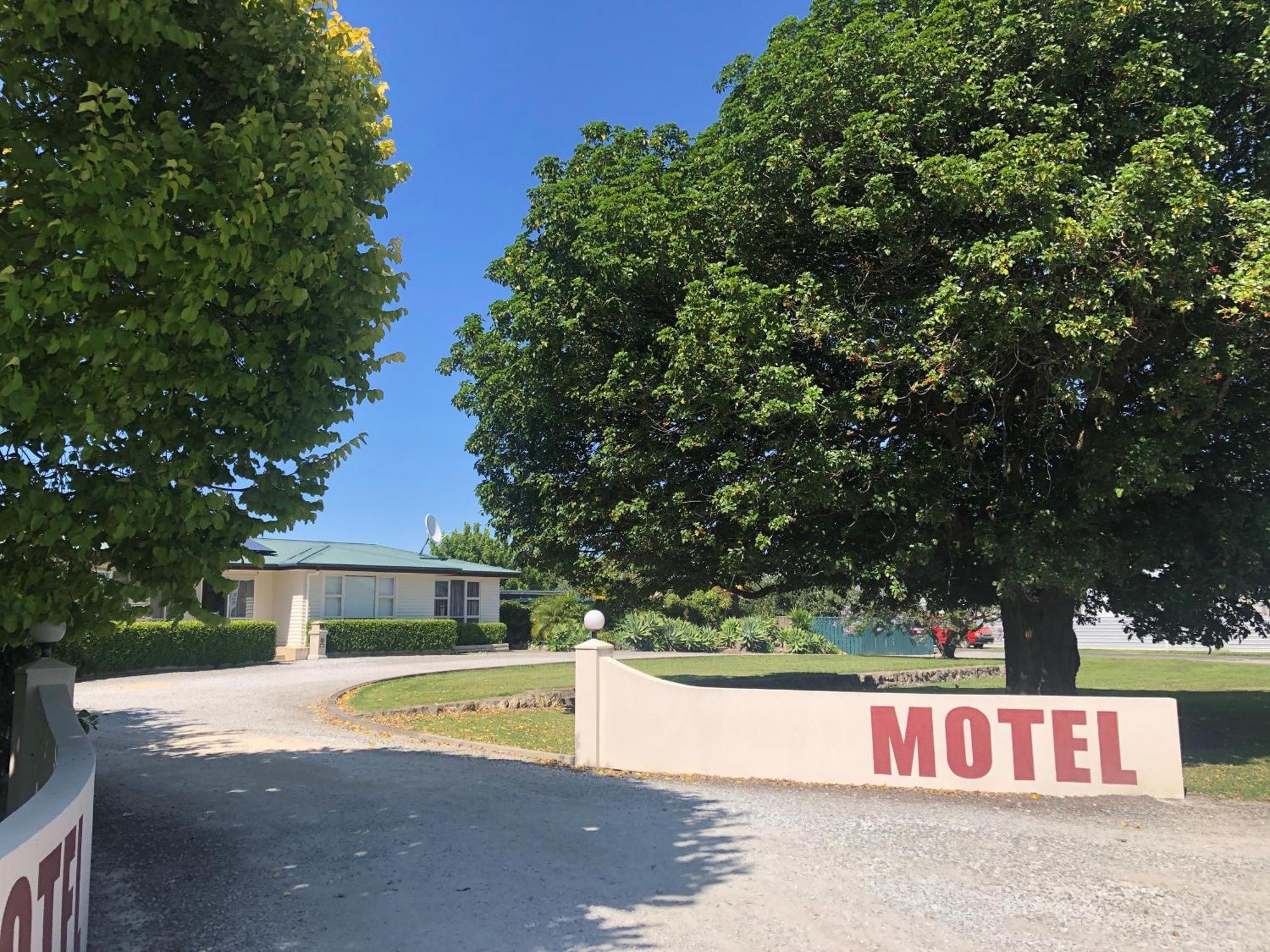 Sunnydays Motel กิสบอร์น ภายนอก รูปภาพ